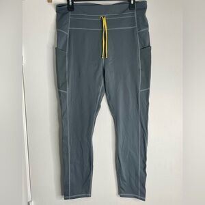 Fabletics Motion 365 leggings